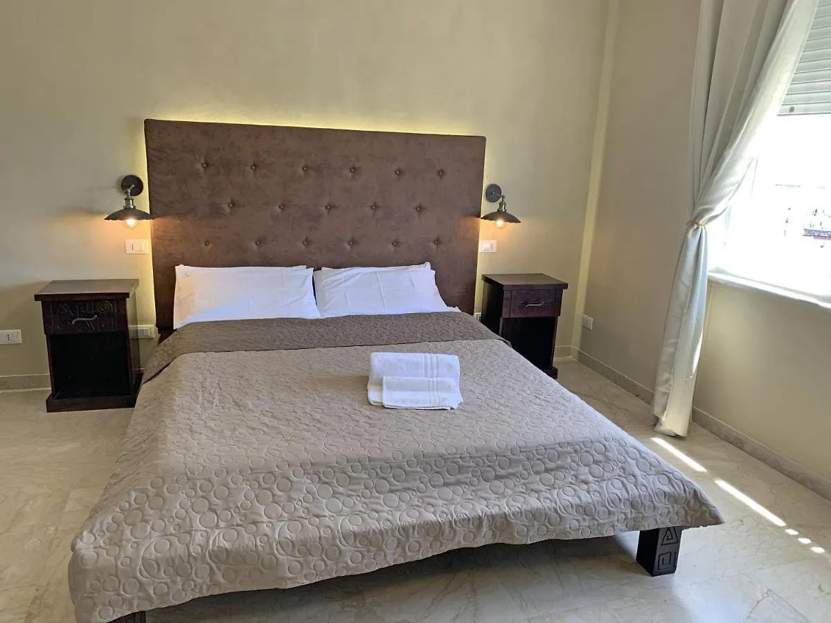 L'Attico di Piazza Mazzini Rooms Lecce Bed & Breakfast