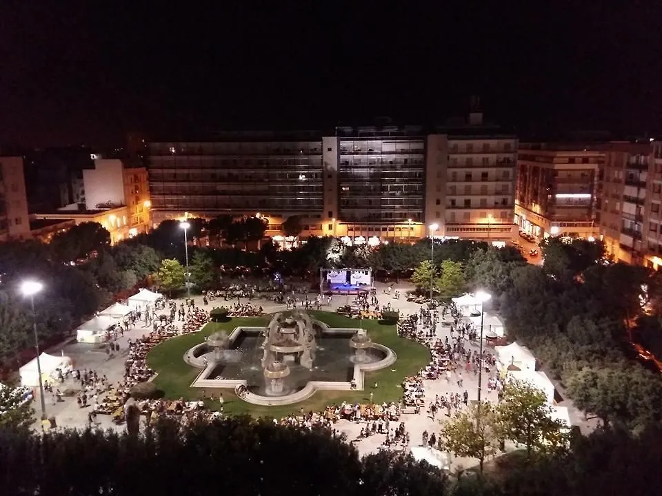 L'Attico di Piazza Mazzini Rooms Lecce 2*,  Italia